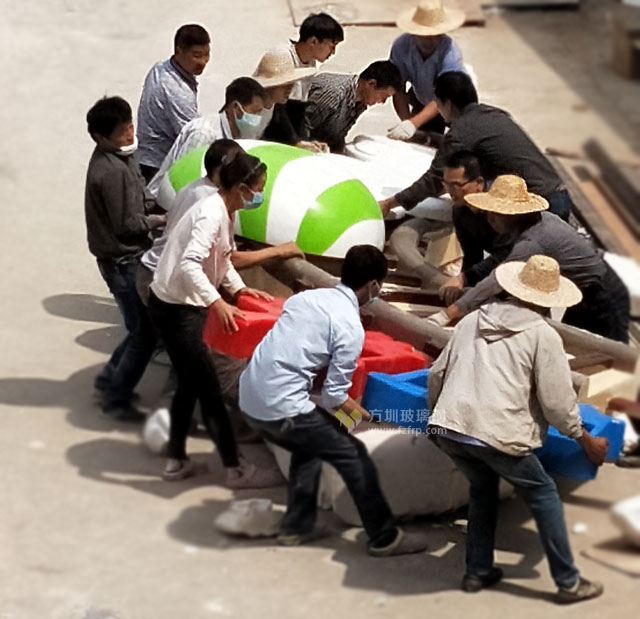 玻璃鋼火車主題店面門頭方圳玻璃鋼工廠生產圖